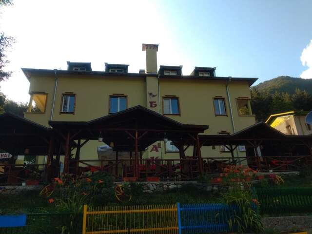 Отель Hotel Pri Mecho Рильский монастырь-3